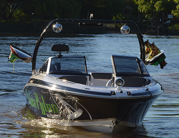 Reborn Launch forward-facing Wakeboard Tower Black